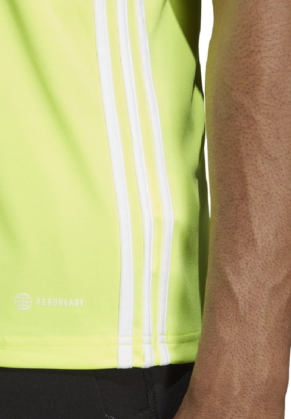 adidas Performance FUSSBALL TEAM TABELA 23 - Sports T-shirt - gelbweiss