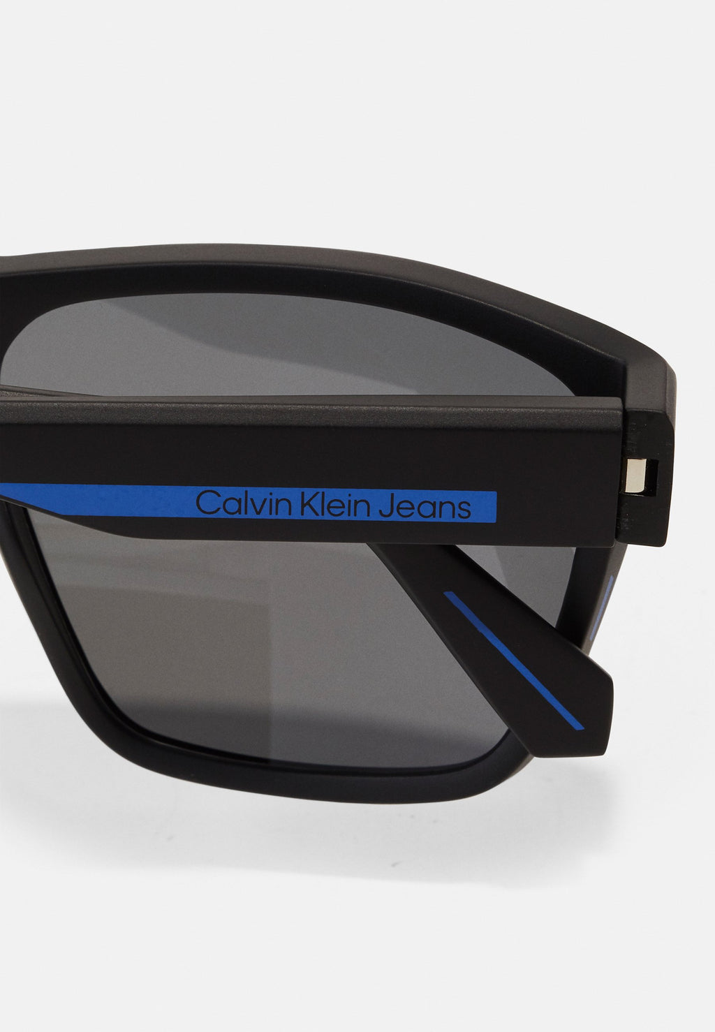 Calvin Klein Jeans Sonnenbrille Media 3