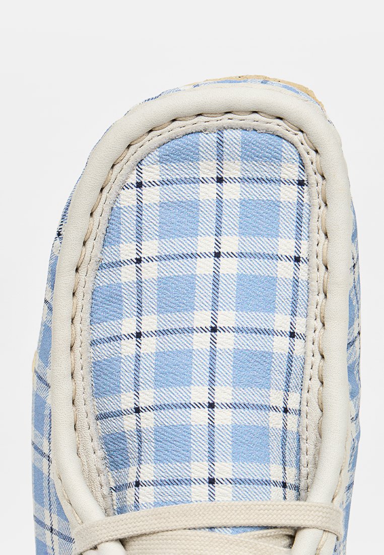 Clarks WALLABEE