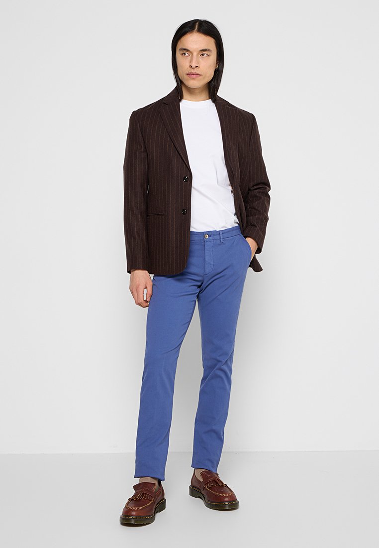 Hackett London