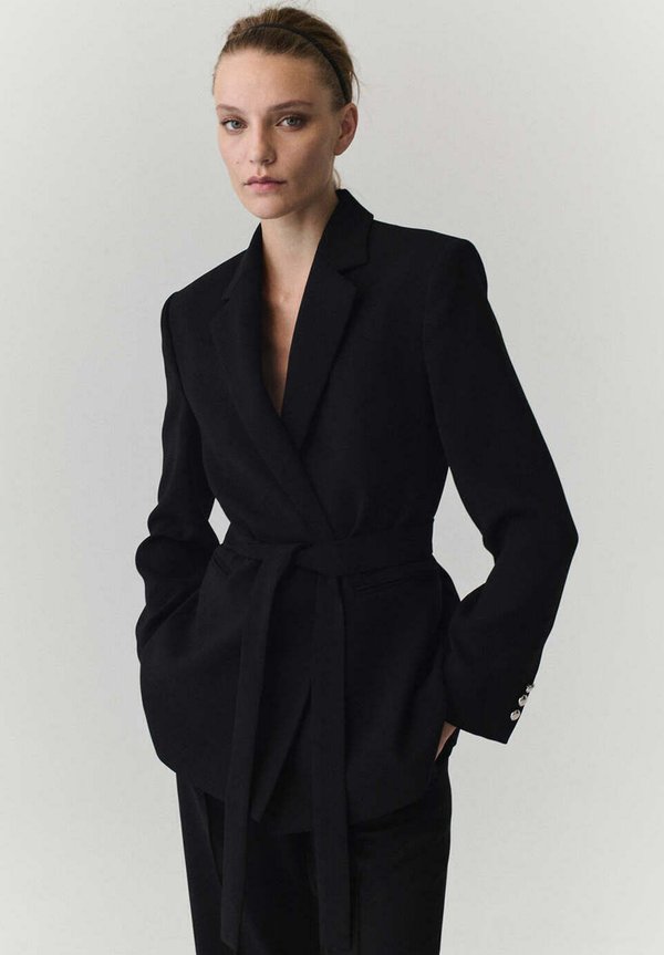 Mango ADULT - Short coat - black