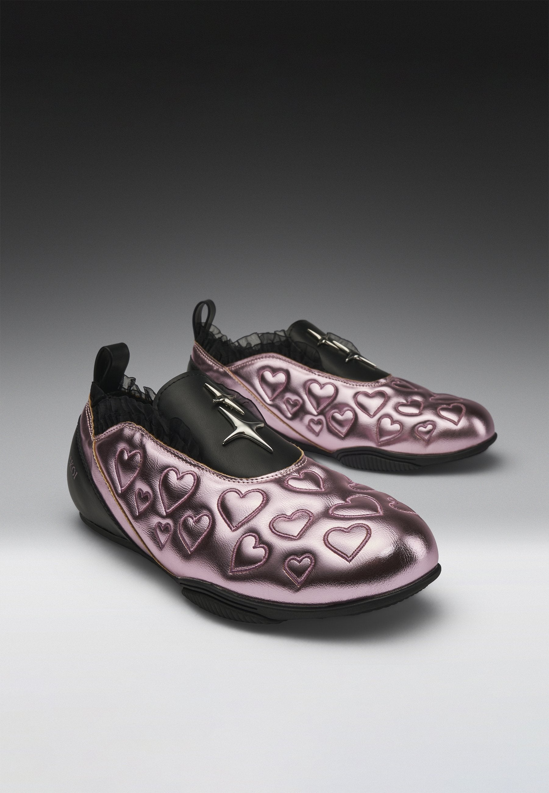Koi Footwear HEARTBREAKER SPORTY SLIP ON SHOES
