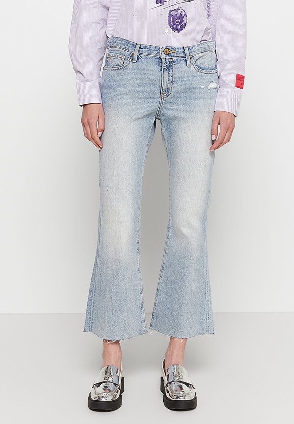 Armani Exchange