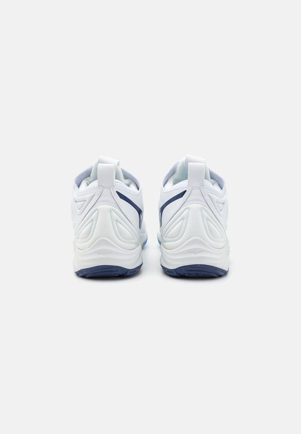 Mizuno WAVE MOMENTUM 3 MID