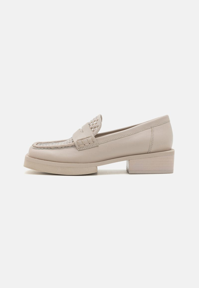 BLEVINS LOAFER  Media 1