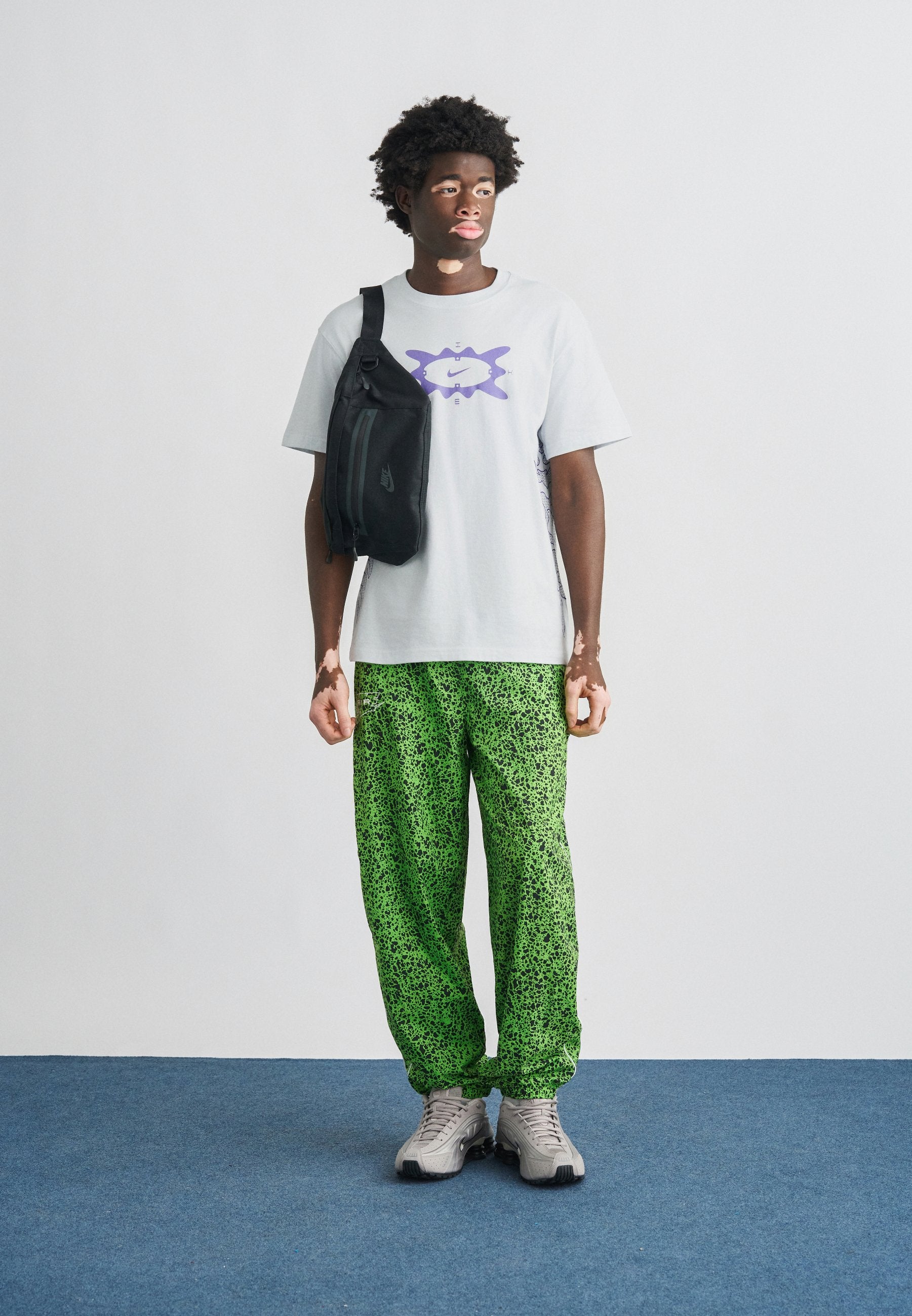 Nike Sportswear TEE REFLECTIVE CYCLE