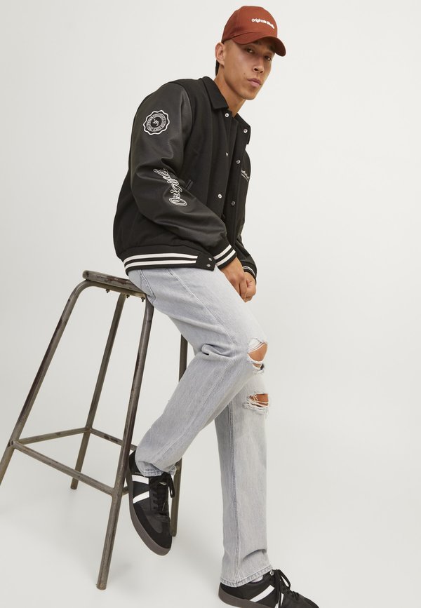Jack & Jones Relaxed Fit JJICHRIS JJORIGINAL SBD 021 LN