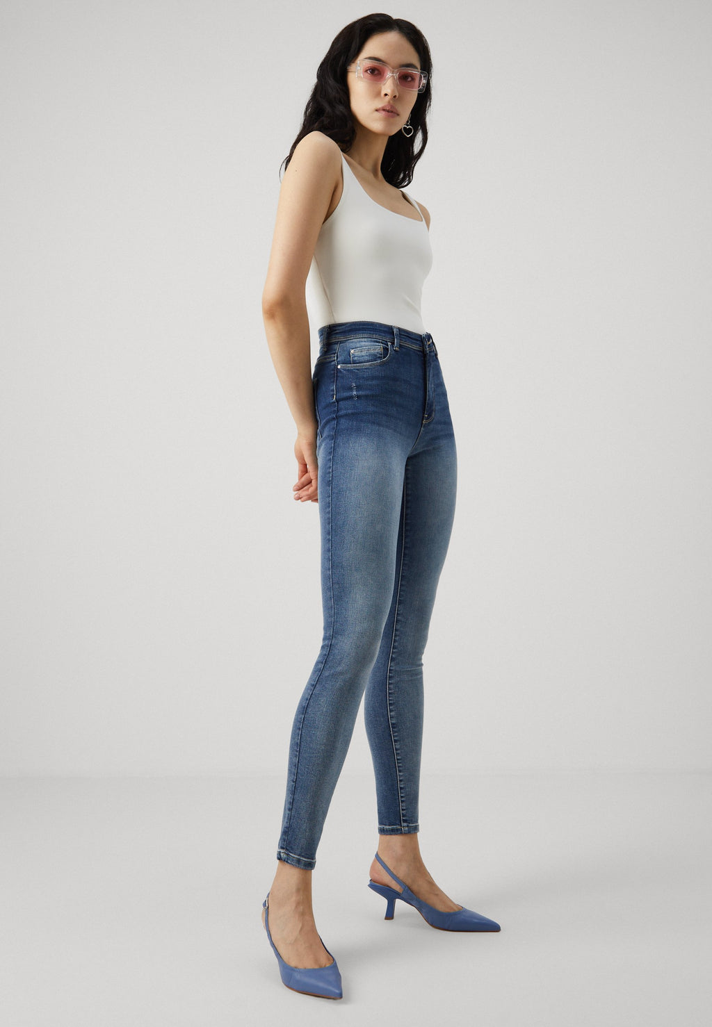ONLSHAPE Media 5