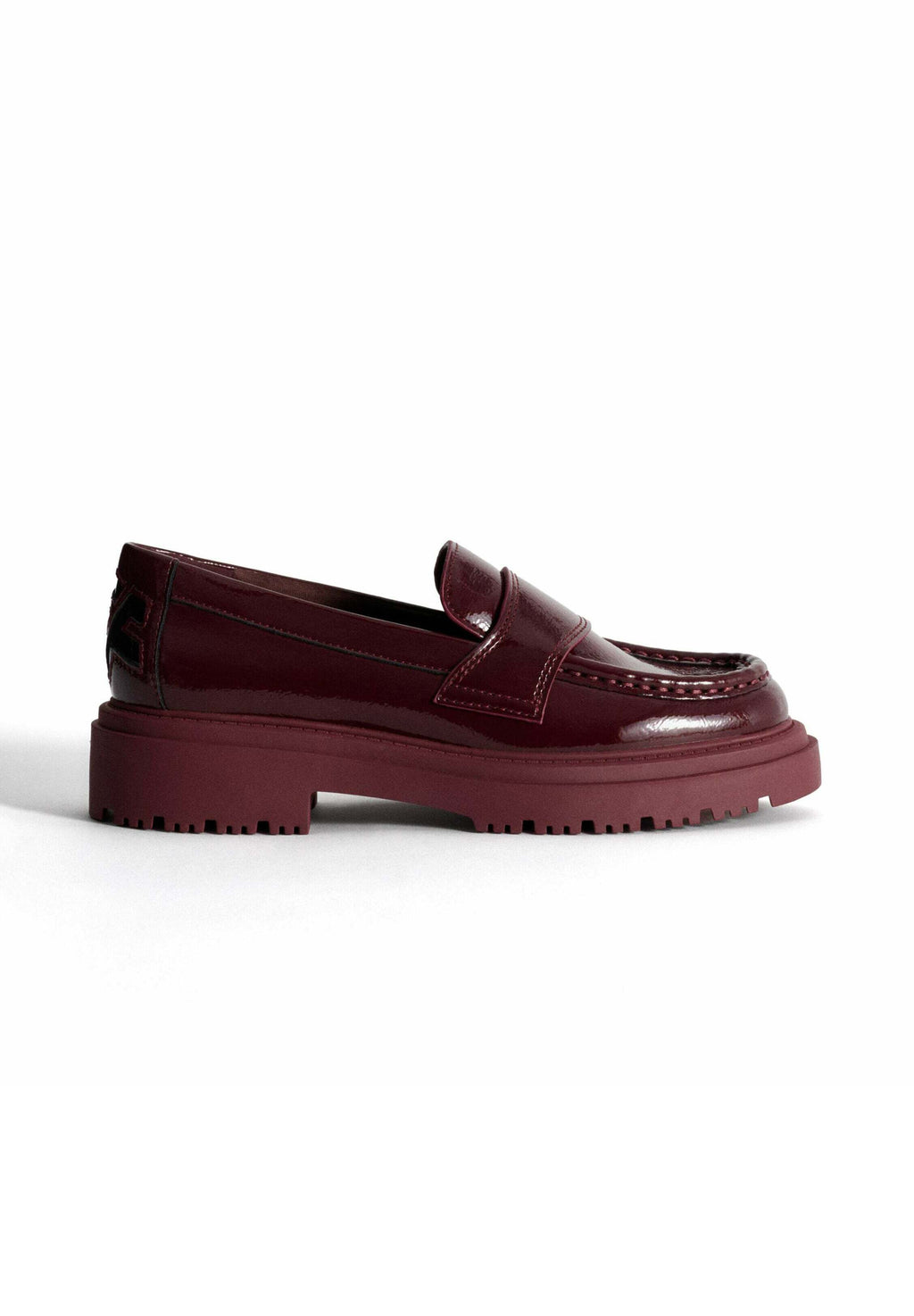HOFF Slipper Media 1