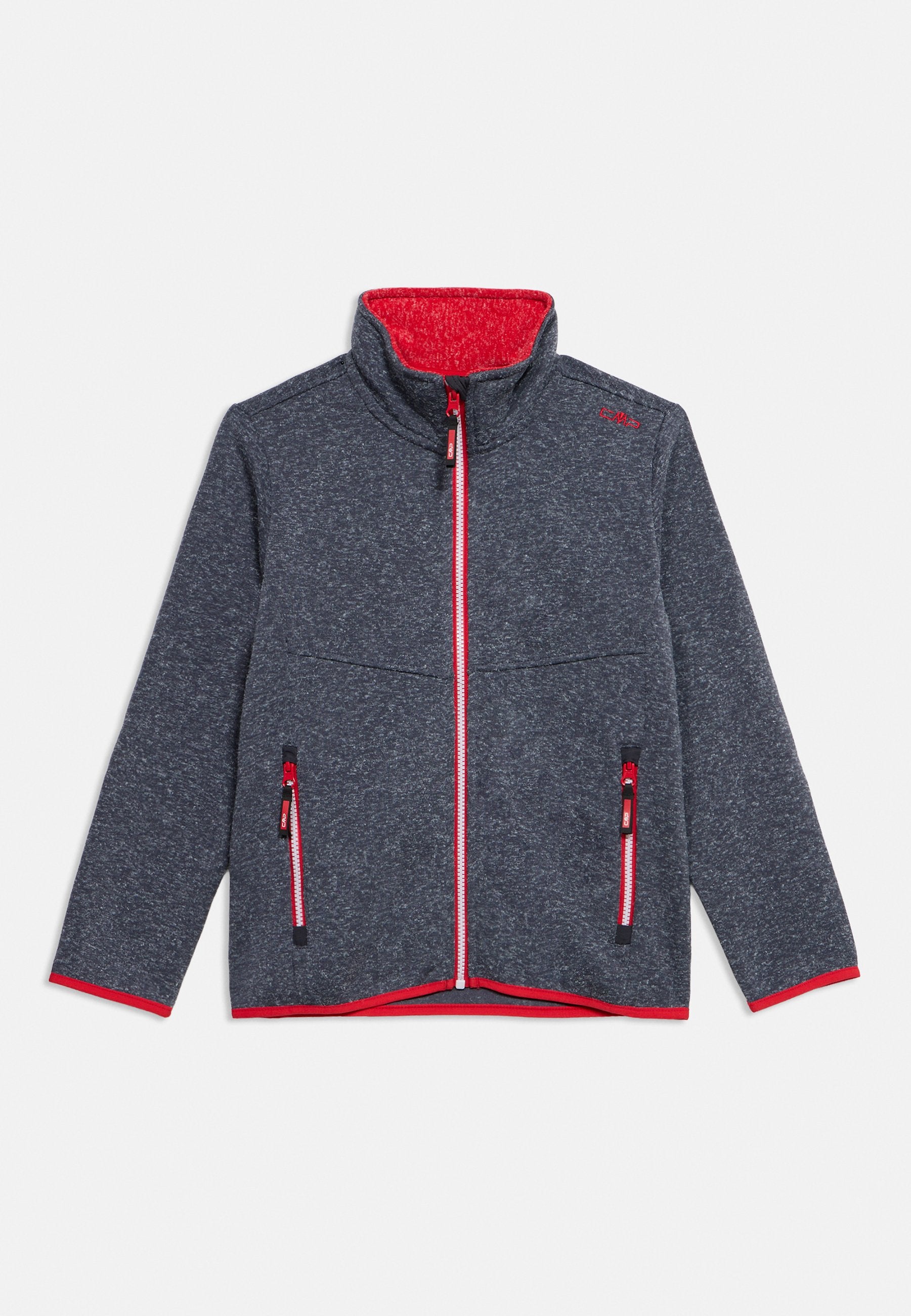 Dunkelgraue Fleecejacke zum Reißverschluss mit rotem Innenfutter, roten Reißverschlusskanten, zwei seitlichen Reißverschlusstaschen sowie rotem Besatz an Bündchen und Saum.