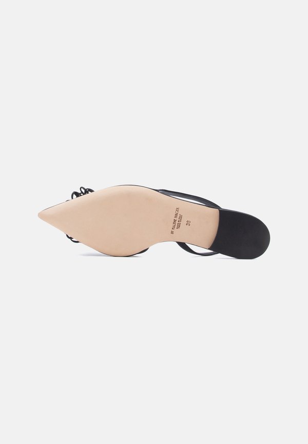 By Malene Birger LAILI
