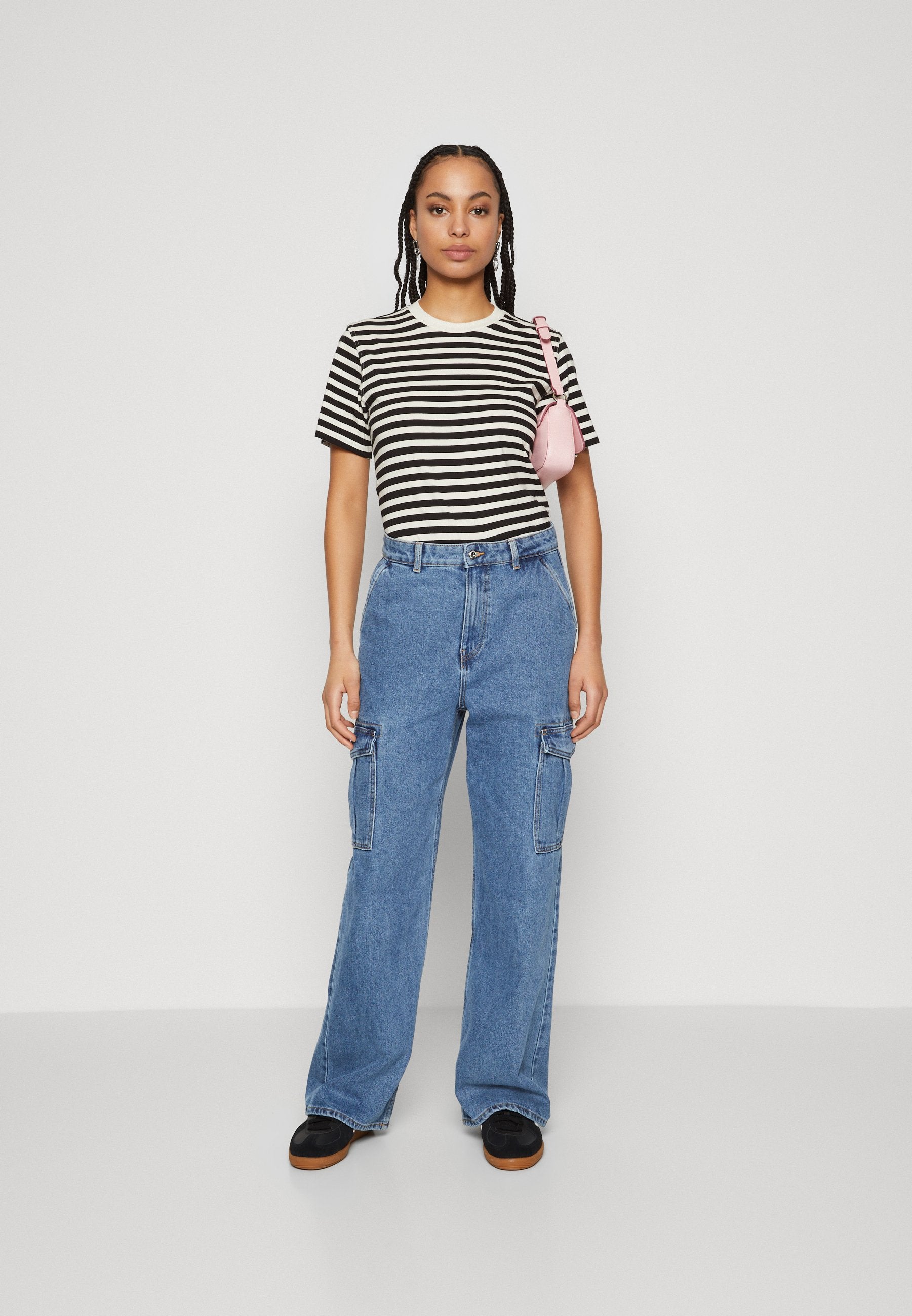 ONLHOPE WIDE CARGO Media 2