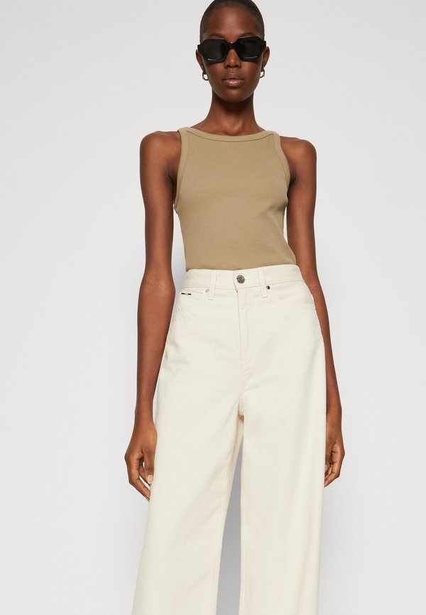 Calvin Klein HIGH RISE WIDE