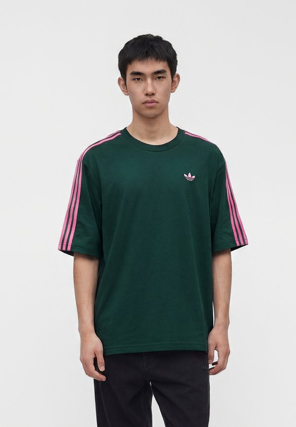 adidas Originals OVERSIZED TEE UNISEX - Basic T-shirt - collegiate green