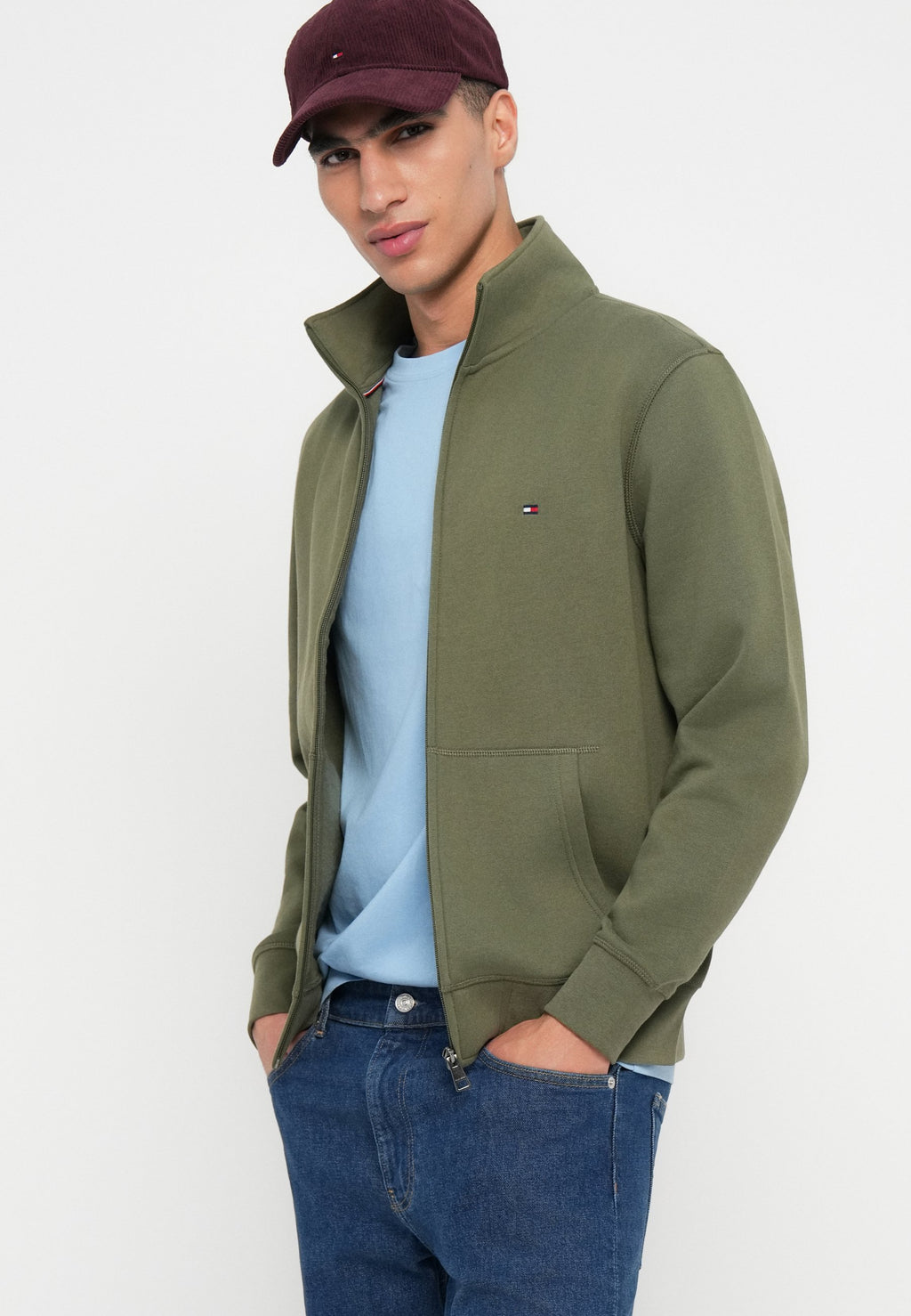 STAND-UP COLLAR ZIP-THRU FLEECE SWEATSHIRT Media 5