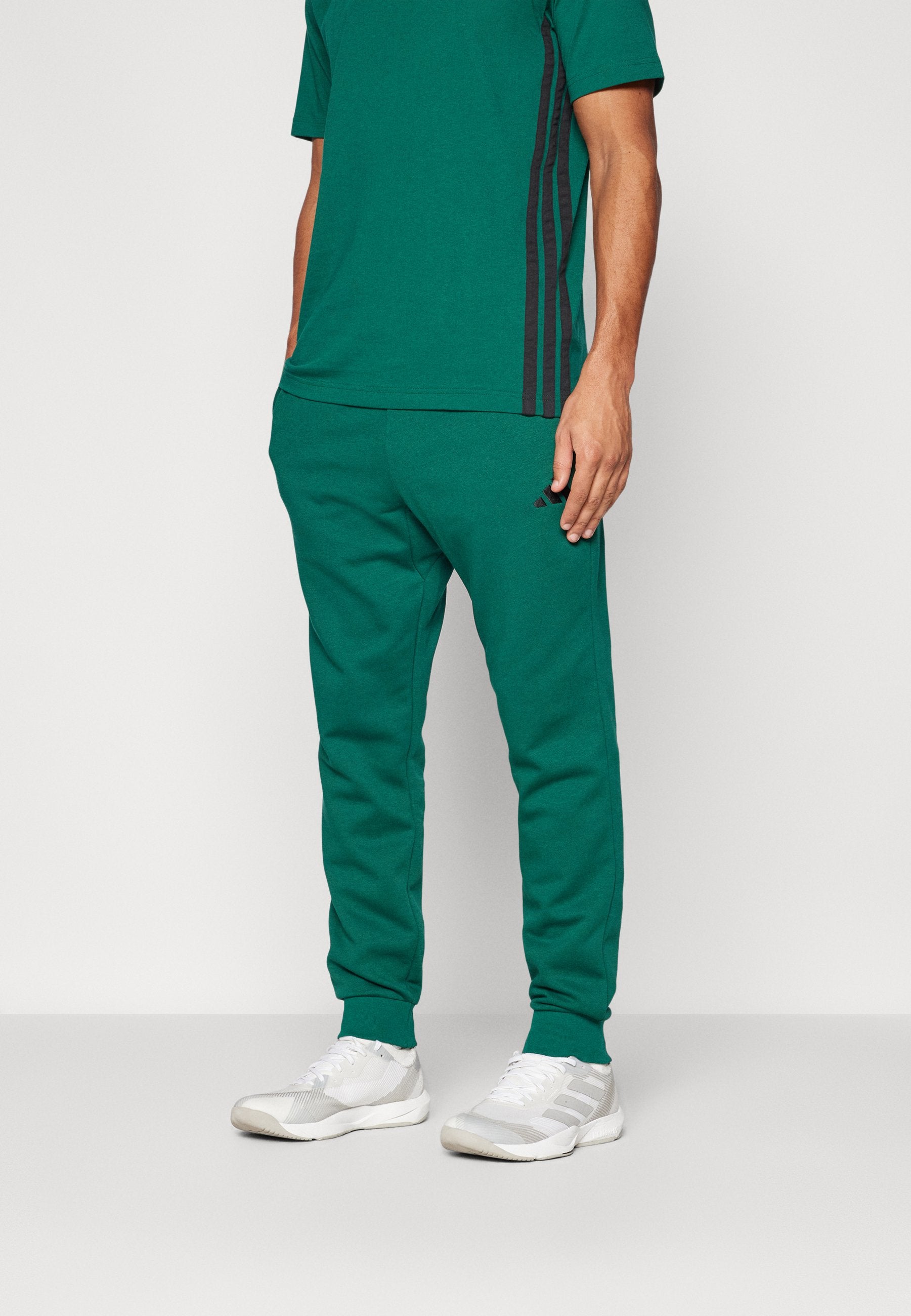 adidas Sportswear ESSENTIALS FEELCOZY FLEECE