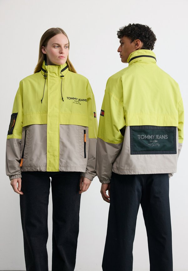 Tommy Jeans WATER REPELLENT COLOUR-BLOCKED OVERSIZED WINDBREAKER
