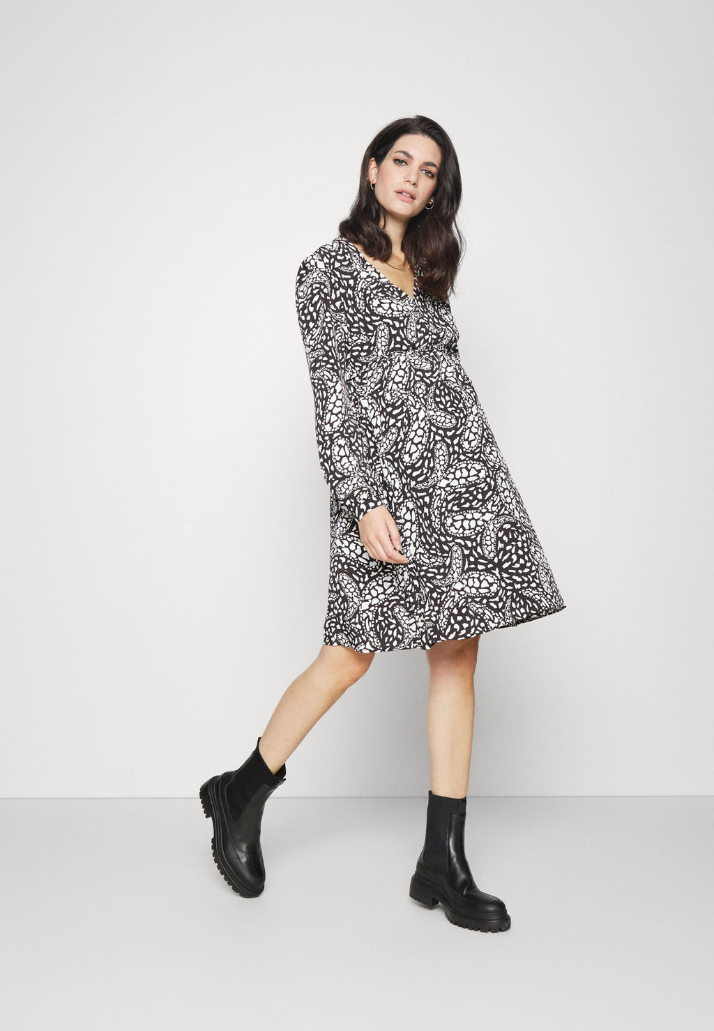 Glamorous Bloom DRESS WITH LOW VNECK LONG SLEEVES AND FRONT TIE DETAIL