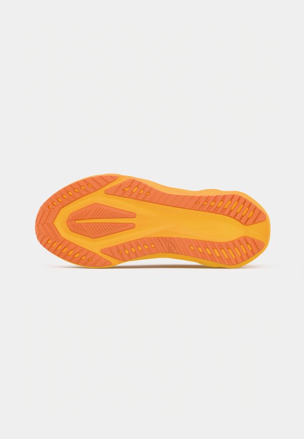 ASICS NOVABLAST 5