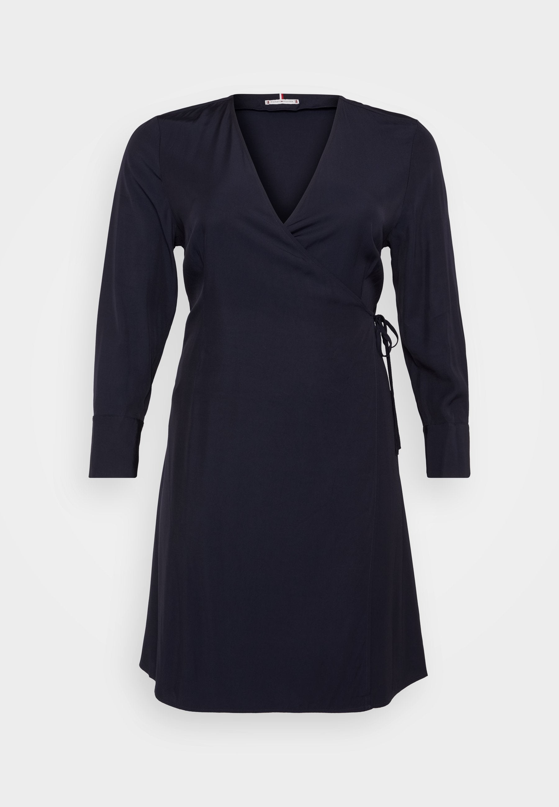 SEAL KNEE DRESS Media 1