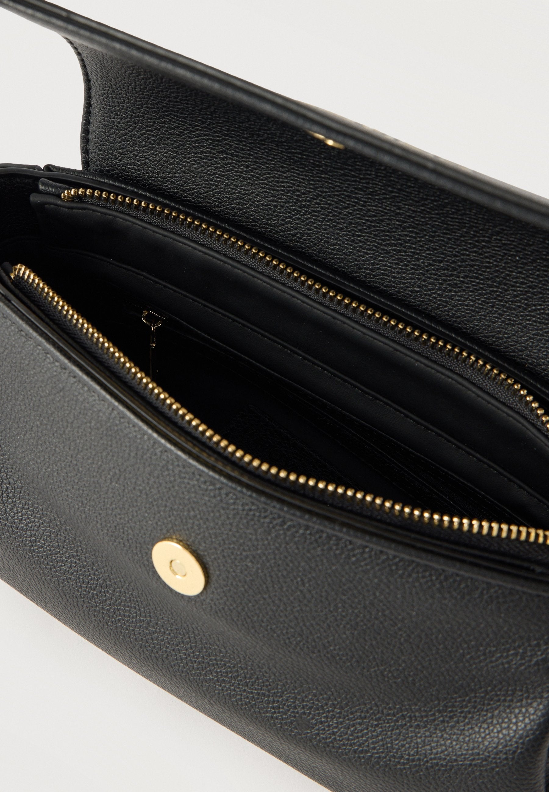 Valentino Bags DEA RE