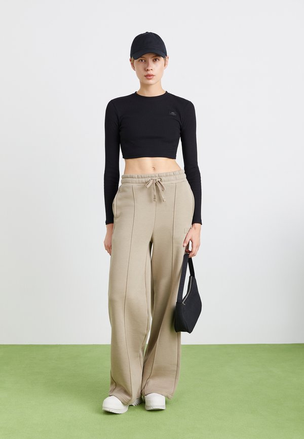 Alpha Industries X FIT LABEL WIDE JOGGER