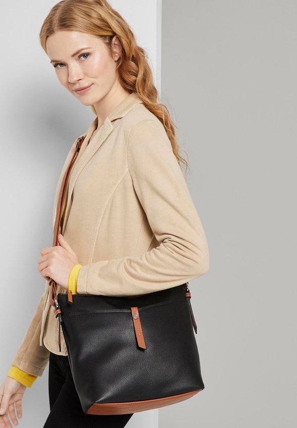 TOM TAILOR NOVARA CROSS BAG M - Cross body bag - black