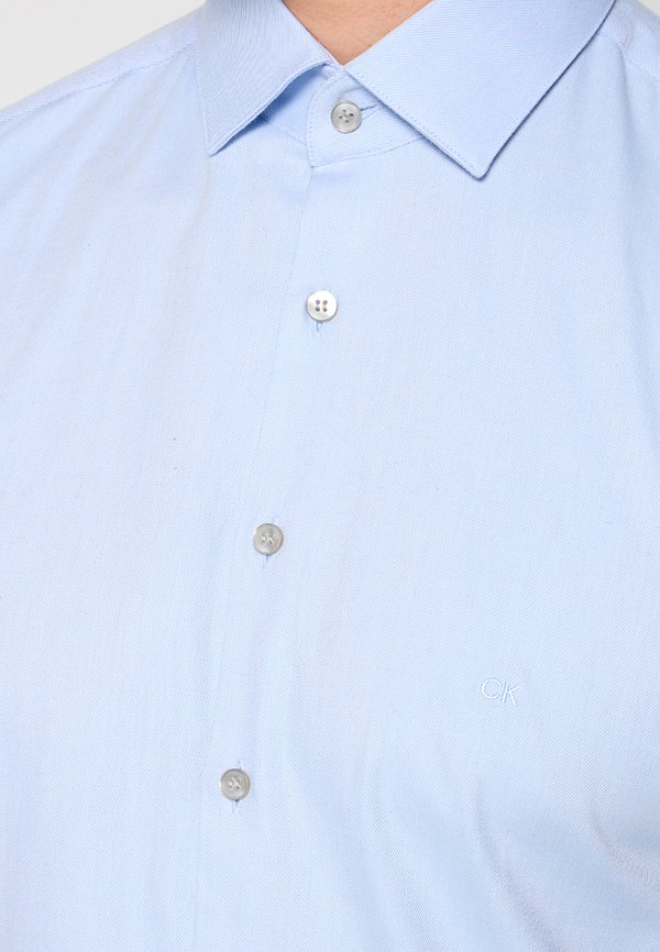 Calvin Klein SLIM FIT