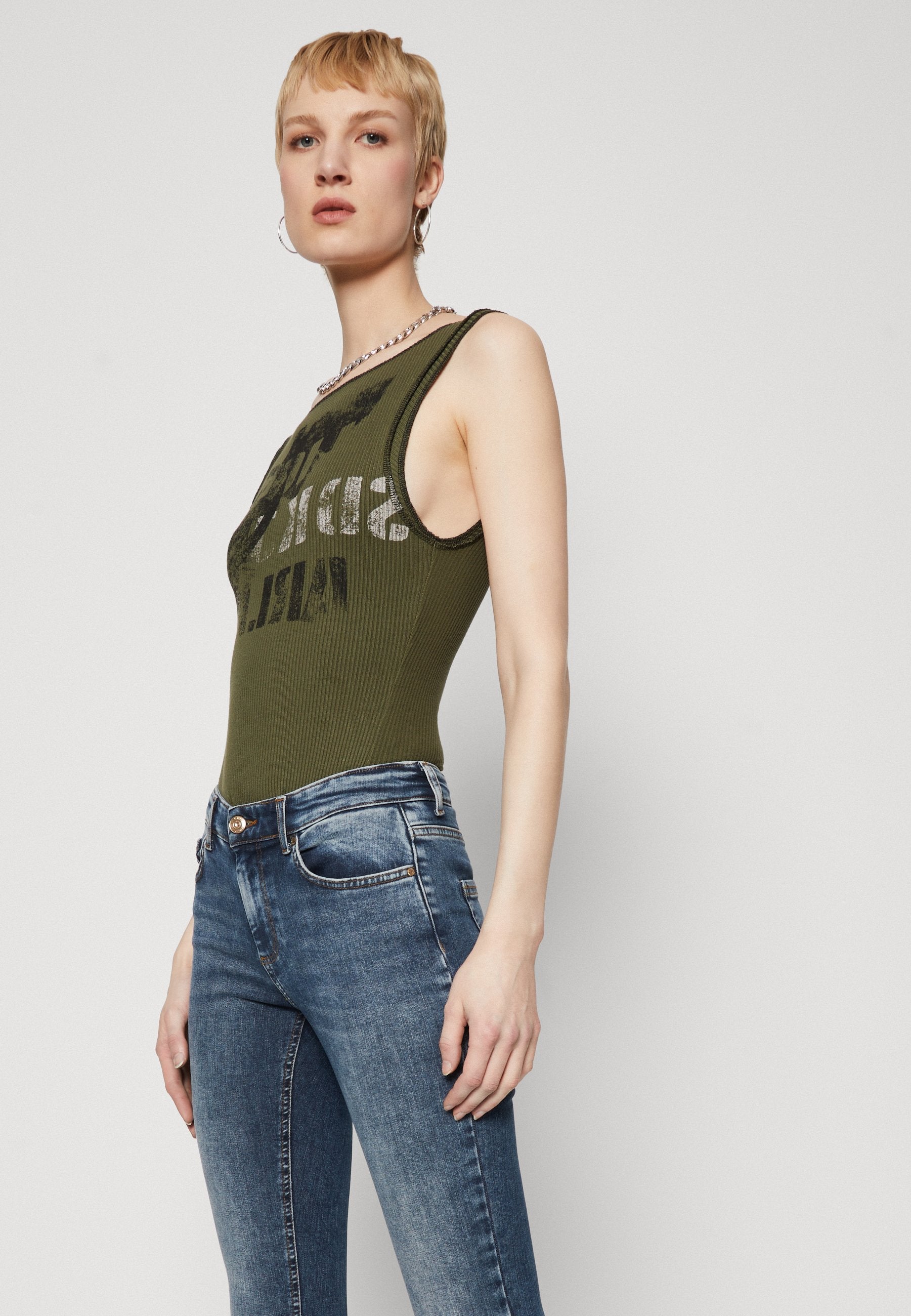 ONLBLUSH MID WAIST Media 5