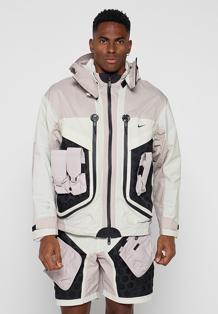 Nike Sportswear