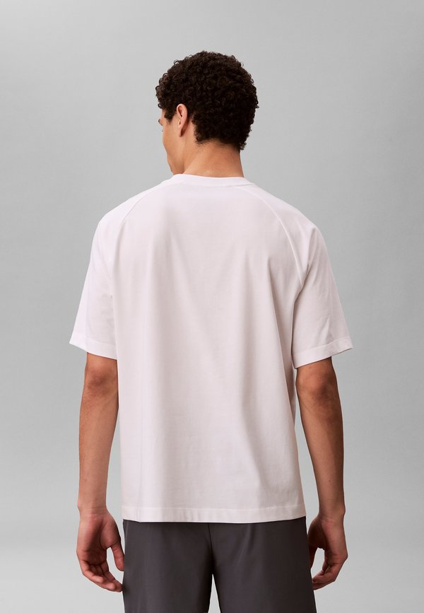 Calvin Klein GRAPHIC TEE ICON