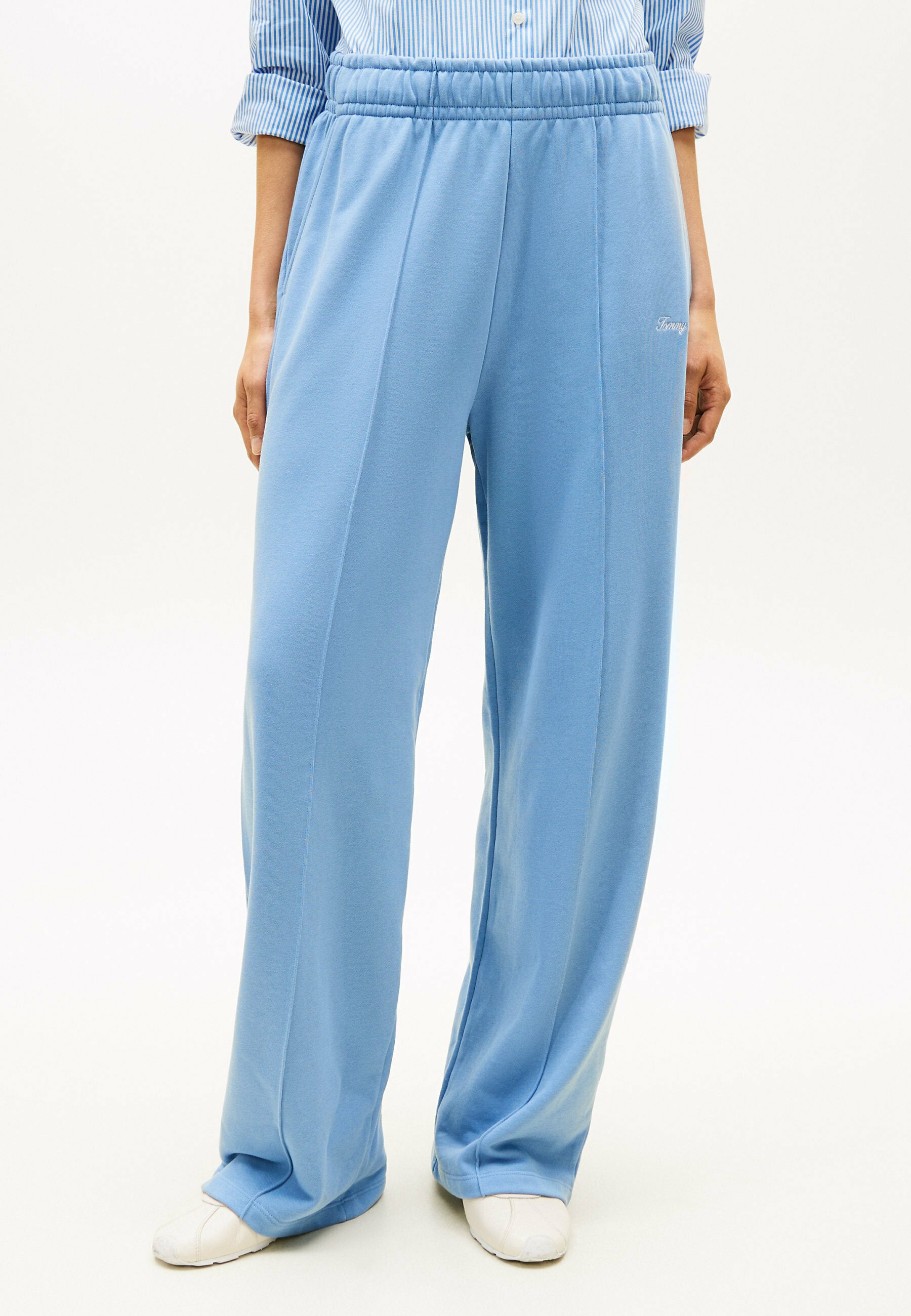LOGO EMBROIDERY WIDE LEG JOGGERS Media 3