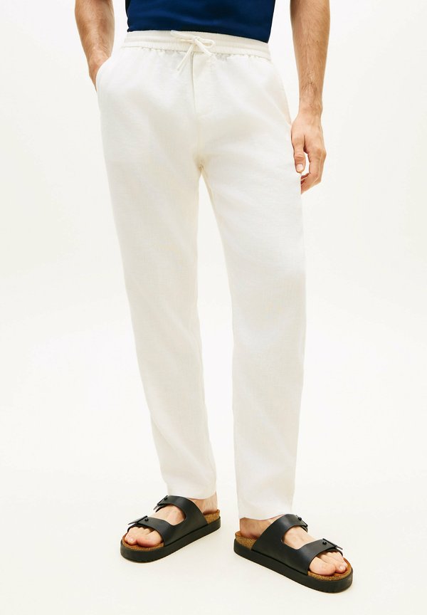 Tommy Hilfiger Trousers - ivory petal