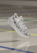 Puma MB.05 LO TEAM UNISEX - Basketball shoes - puma white-gray echo