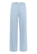 Helle blaue, weit geschnittene Jeans-Hosen mit Reißverschluss, Knopfverschluss und subtiler Textur. Sie verfügen über zwei vordere Taschen und einen sauberen Saum.