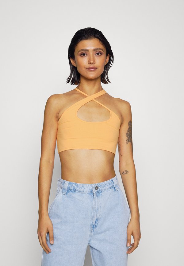 WRSTBHVR SCAI TOP