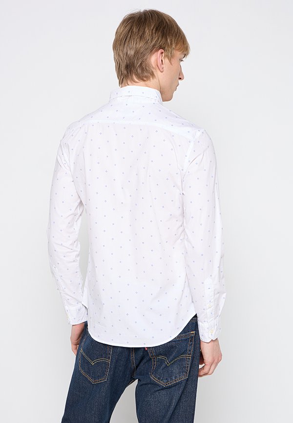 Levi's® BATTERY SLIM FIT