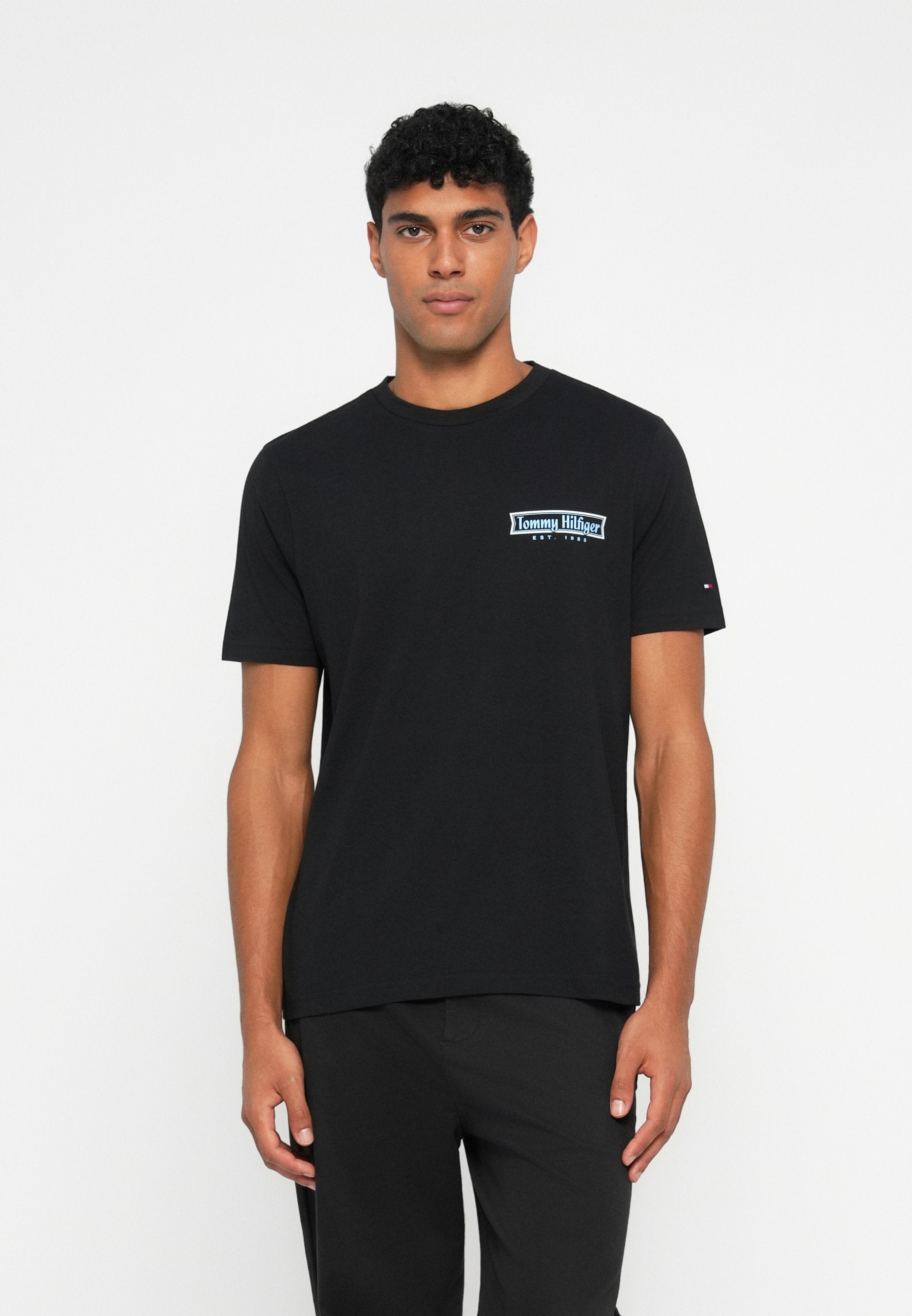 COAST PHOTO PRINT TEE Media 4