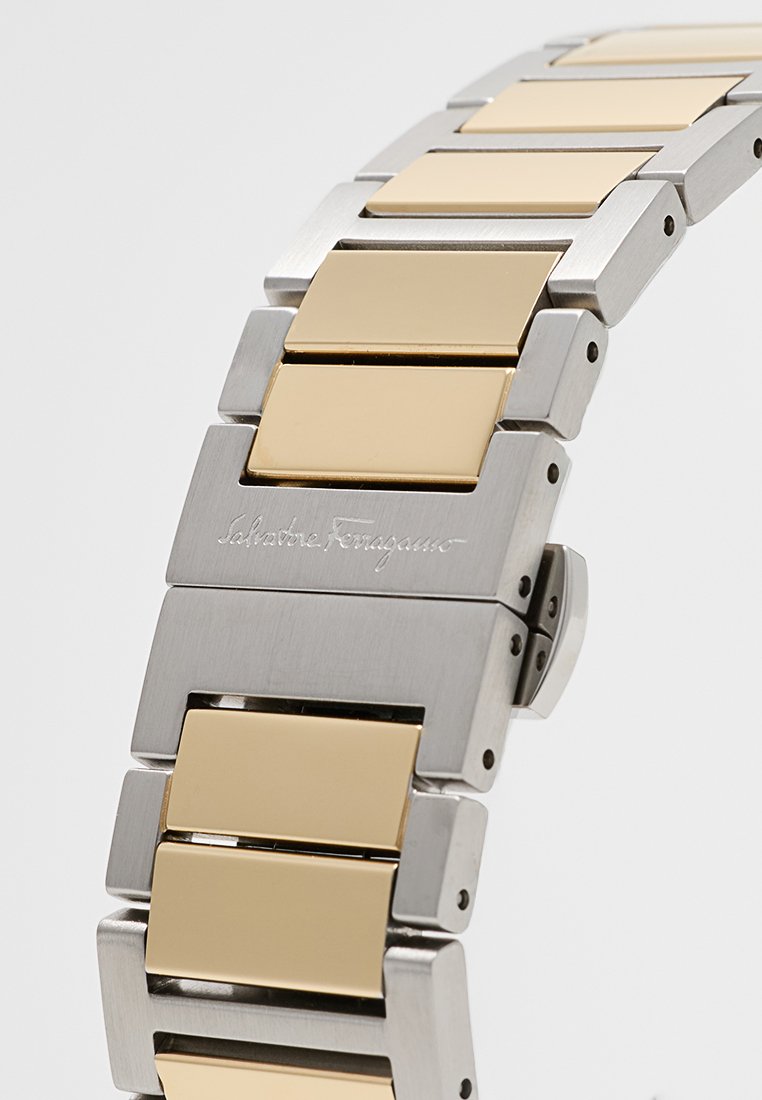 FERRAGAMO Chronograph Media 4
