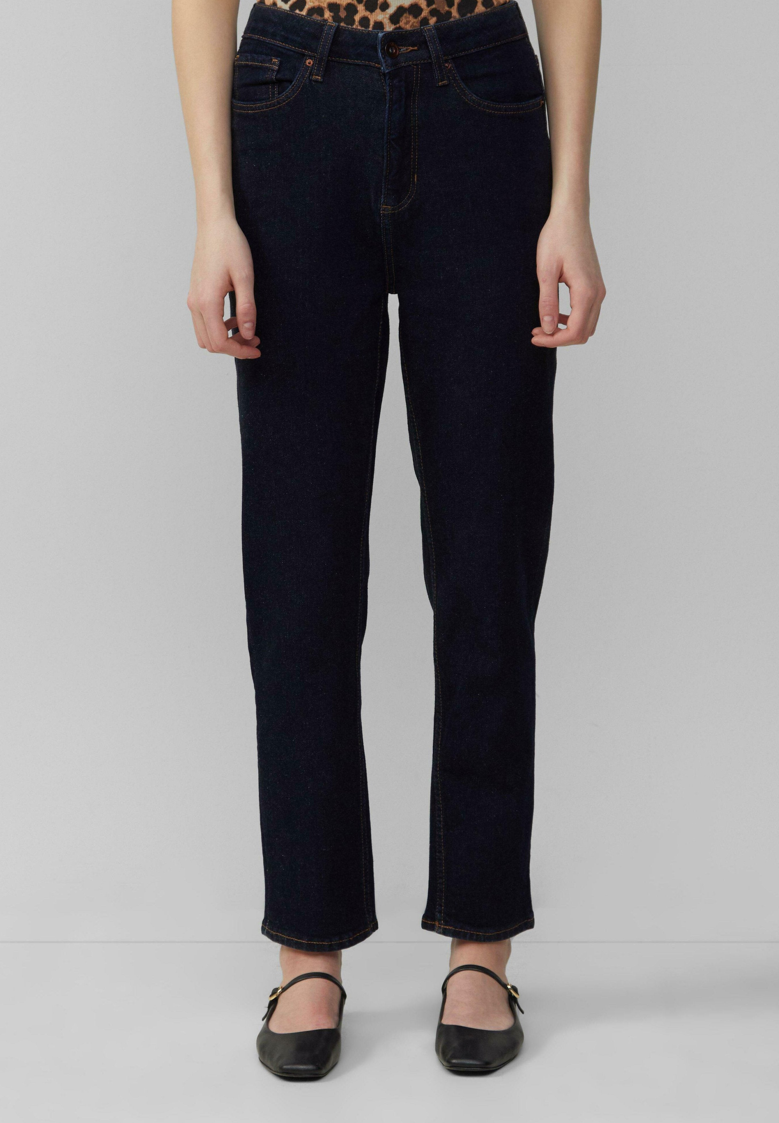 QS ANKLE-TIZIE HIGH RISE TAPERED LEG INCH SIZES