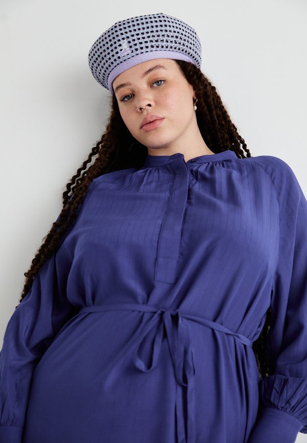 ONLY Carmakoma CARMYRNA KNEE DRESS