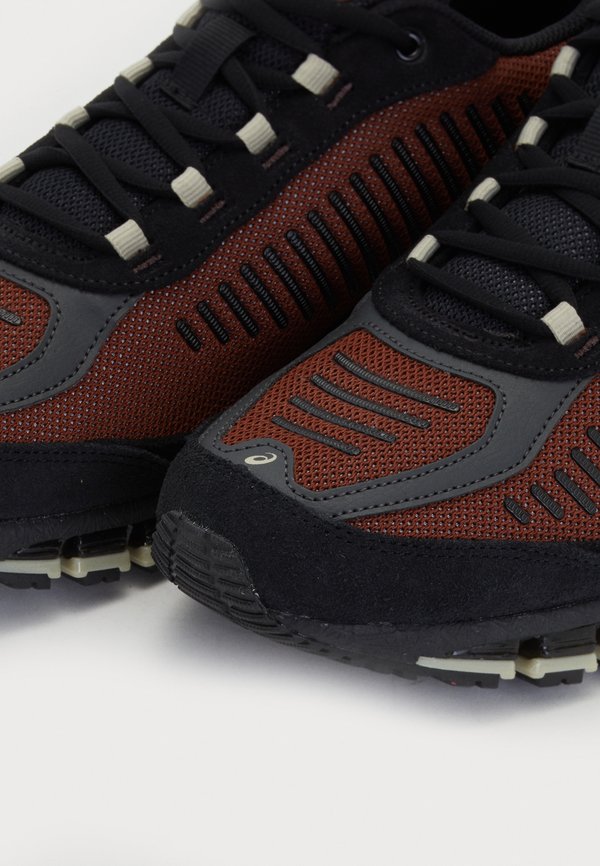ASICS SportStyle GEL QUANTUM UNISEX