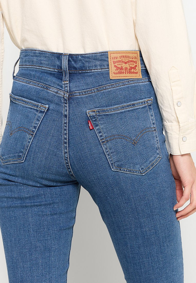 Levi's® 721 HIGH RISE SKINNY