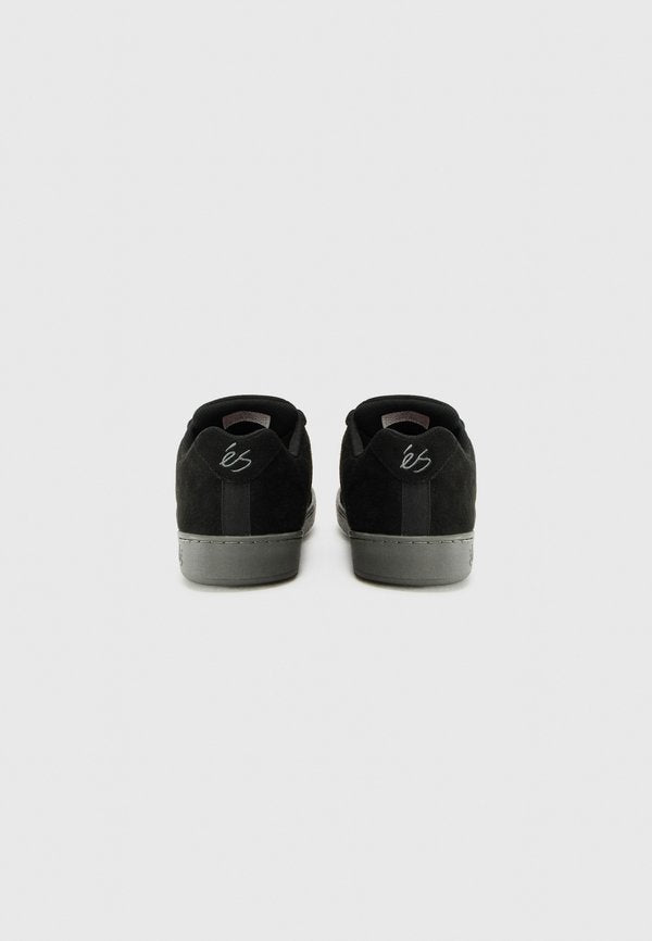 és ACCEL UNISEX