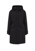 Schwarze Parkajacke mit Kapuze, ausgestattet mit verstellbaren Kordeln, zwei großen Fronttaschen und einem Reißverschlussdesign. Glatte, matte Textur.
