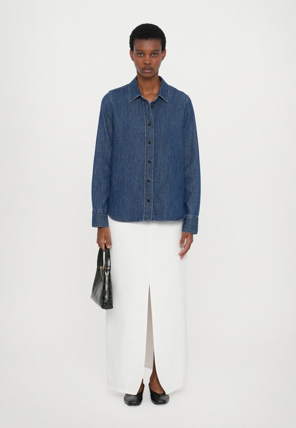 CLOSED CLASSIC SHIRT WITH STRAP DETAIL