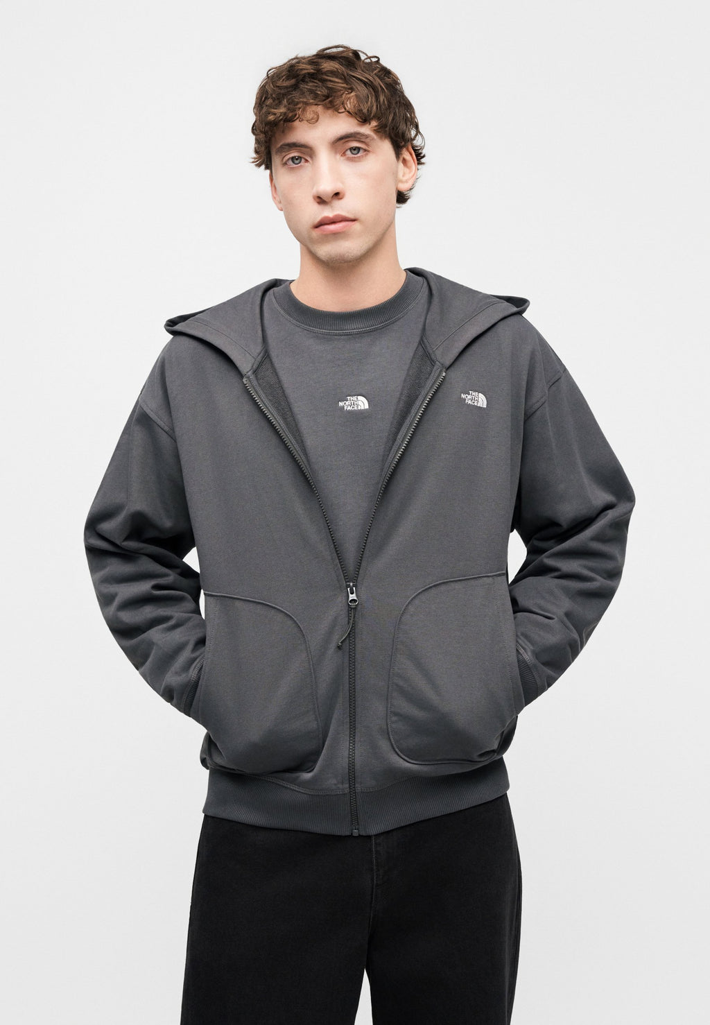 The North Face ESSENTIAL FULL ZIP HOODIE