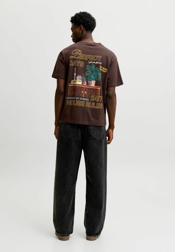 Jack & Jones JORSKETCH TEE SS CREW NECK TG - Print T-shirt - java