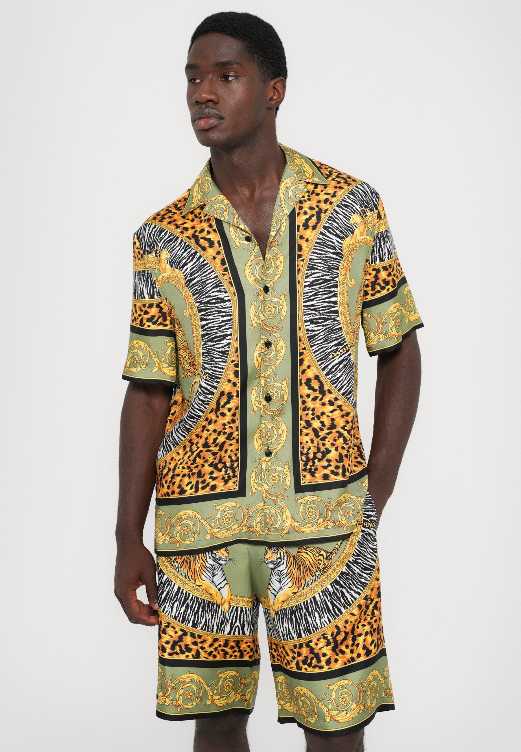 Versace WILD CATS PRINT