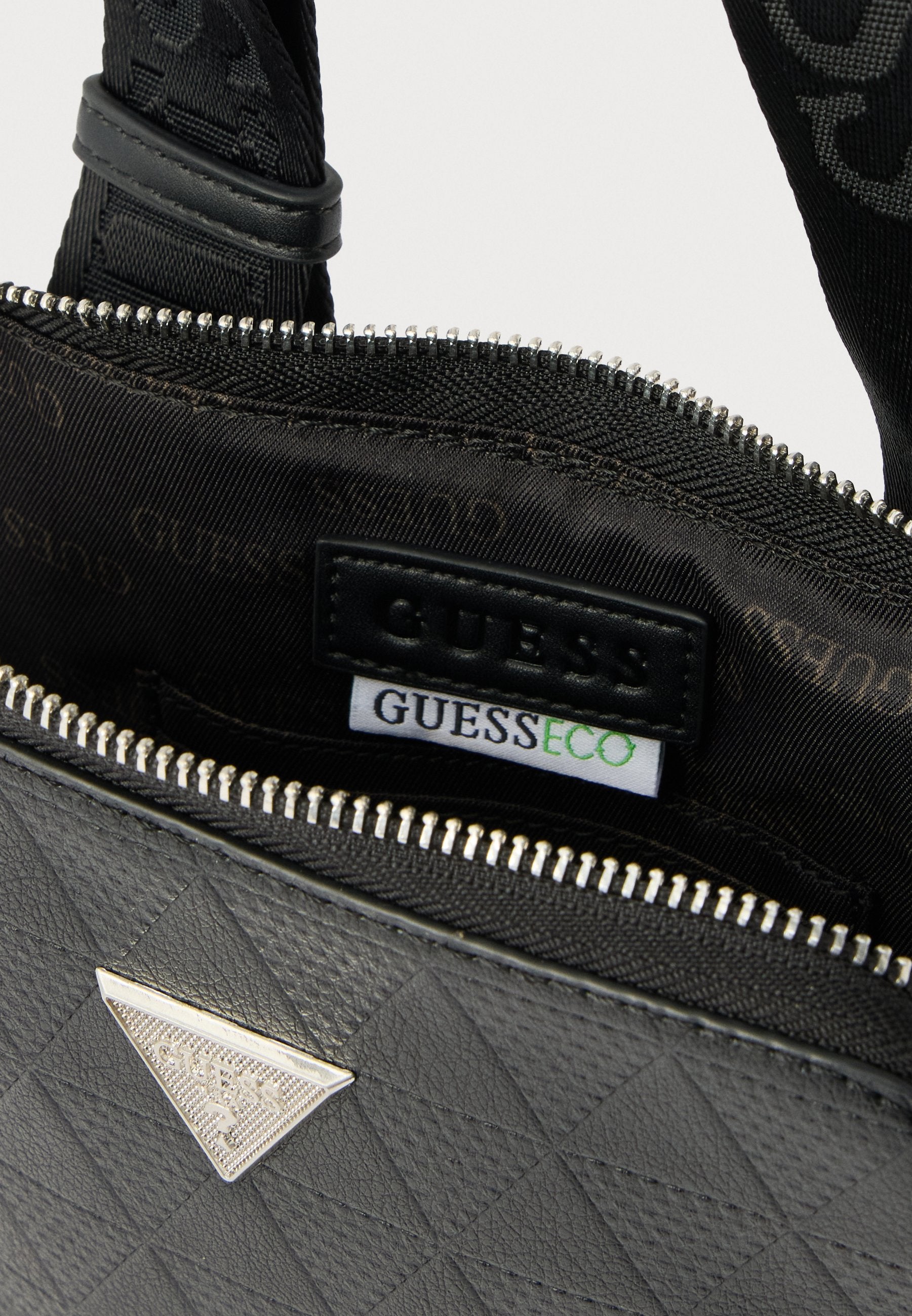 Guess TORINO